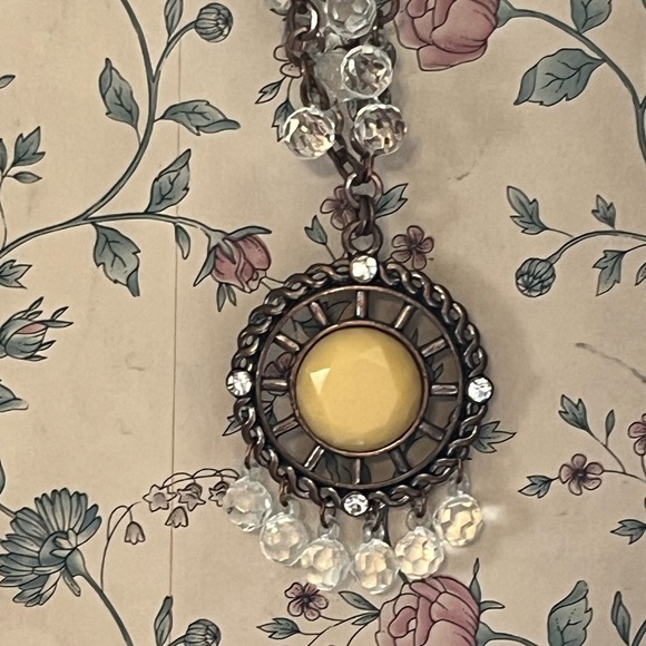 Jewelry - Vintage-Style Yellow Easter Pendant Necklace - Women's Jewelry